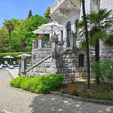 Astra Hotel Laurana