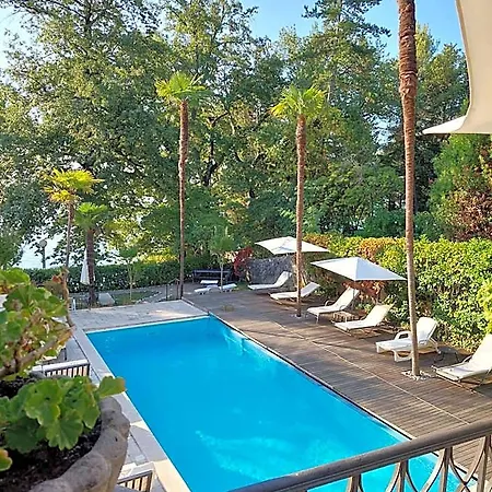 Astra Hotel